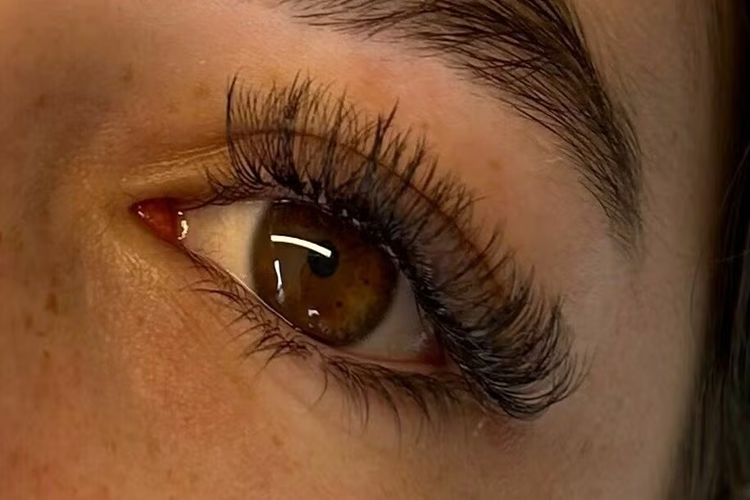 Best Eyebrow Waxing Ringwood: Get Flawless Brows Today