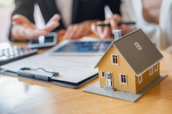 Why You Need a Conveyancer Adelaide for Property Deals