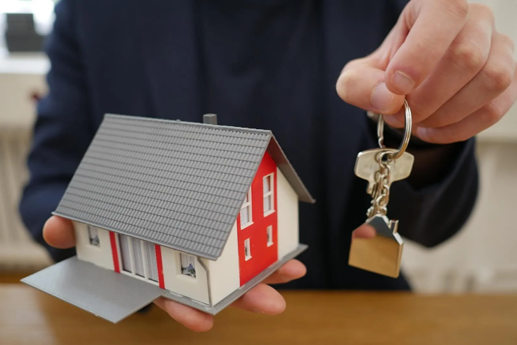Before You Buy, Here’s Why a Conveyancer Melbourne Matters