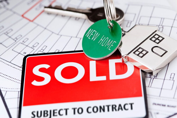 Before You Buy, Here’s Why a Conveyancer Melbourne Matters